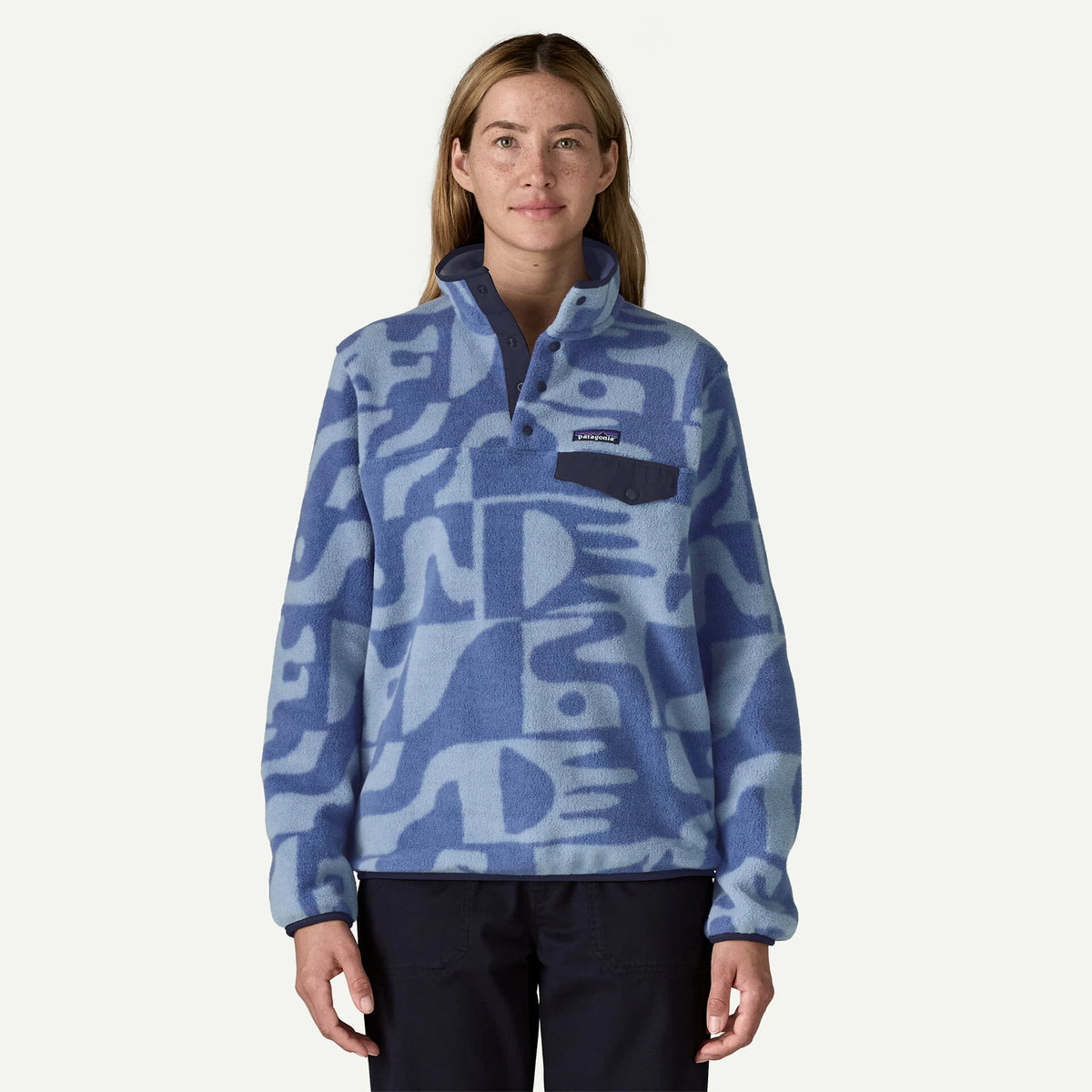 Patagonia - W's LW Synch Snap-T Fleece Pullover — Town To Trail