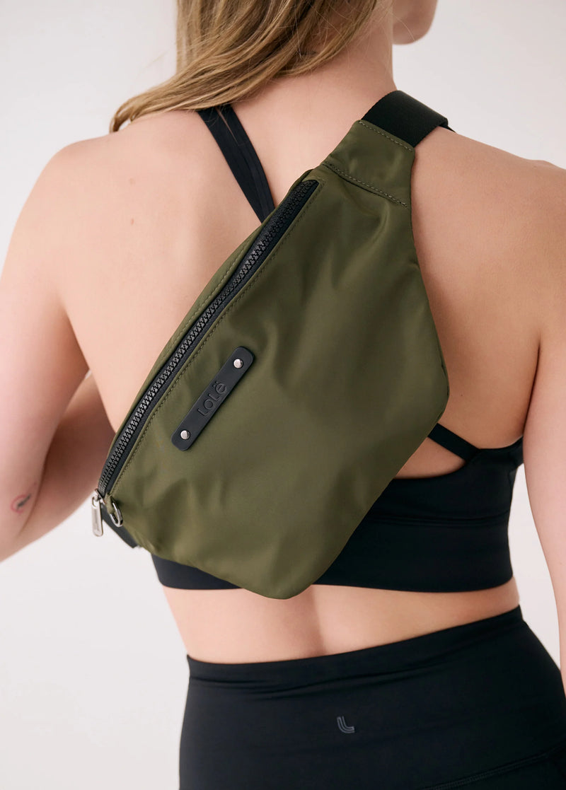 Lolë - Taylor Belt Bag