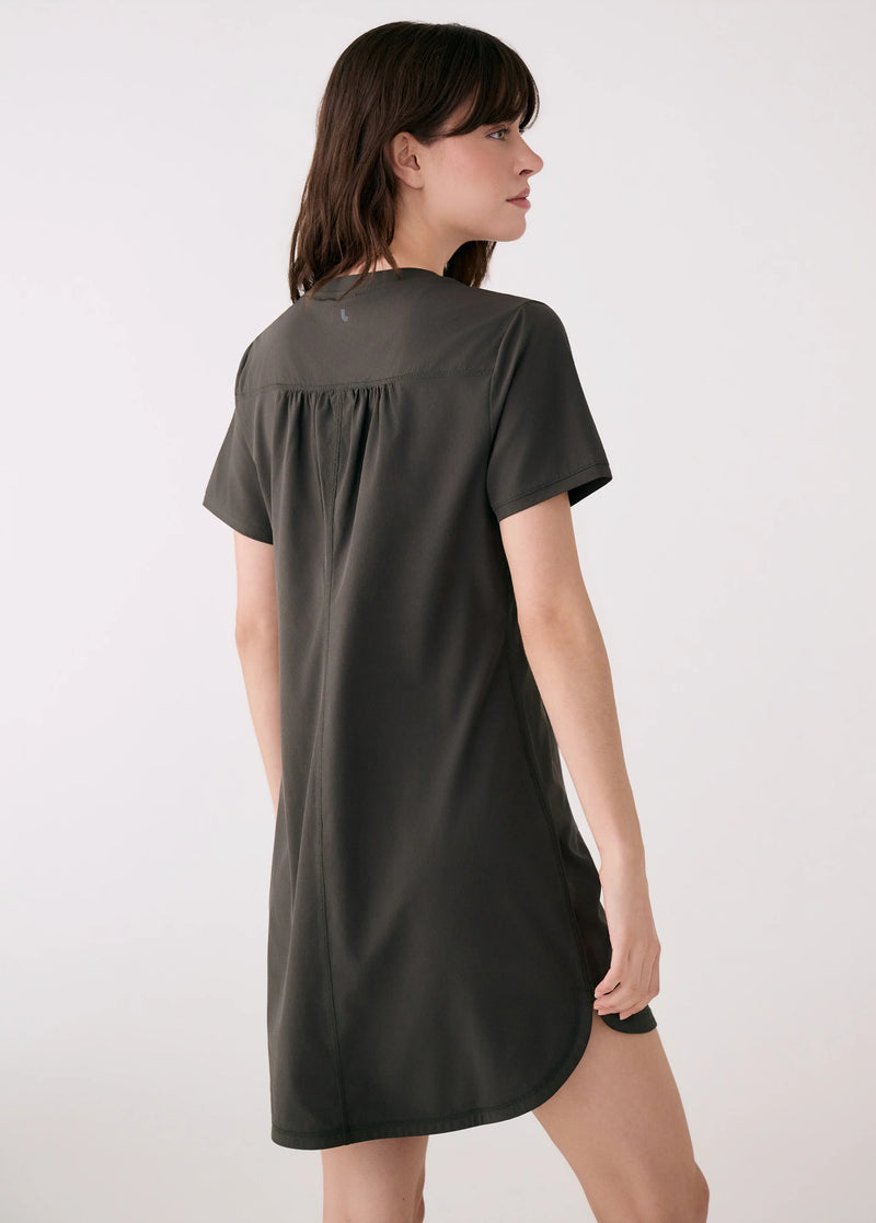 Lolë - Olivie V Neck Dress