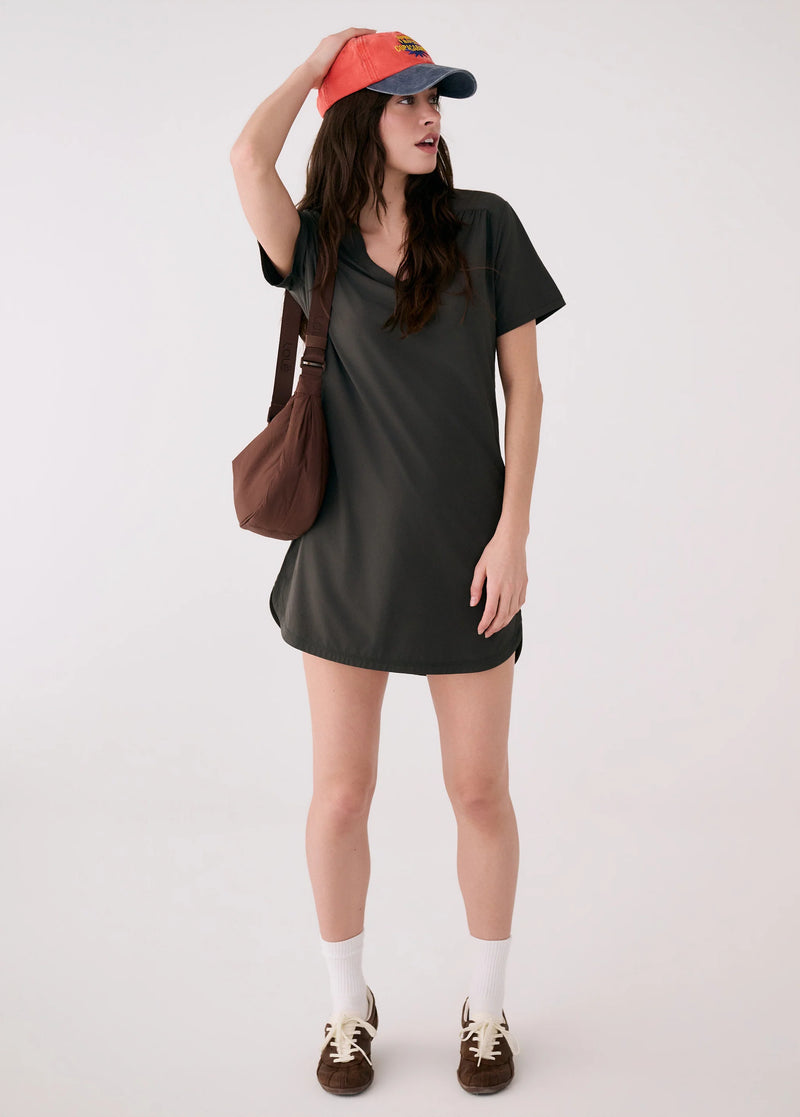 Lolë - Olivie V Neck Dress